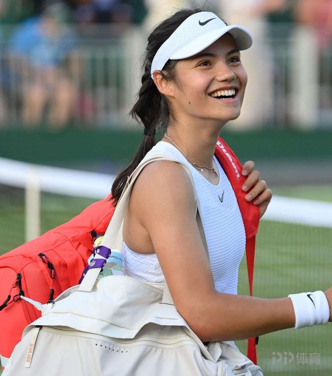 球队一路走 球队一路走