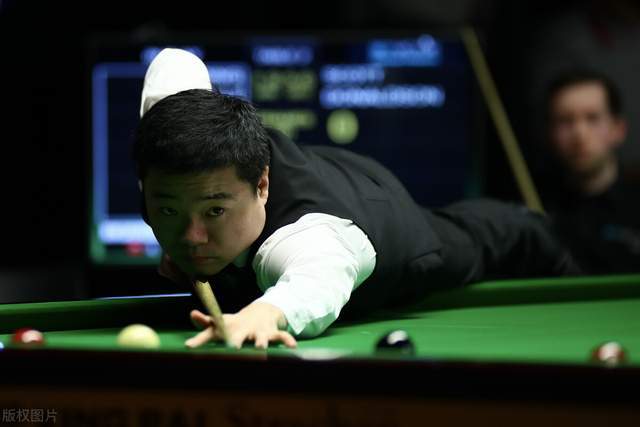 本场2比2 本场2比2