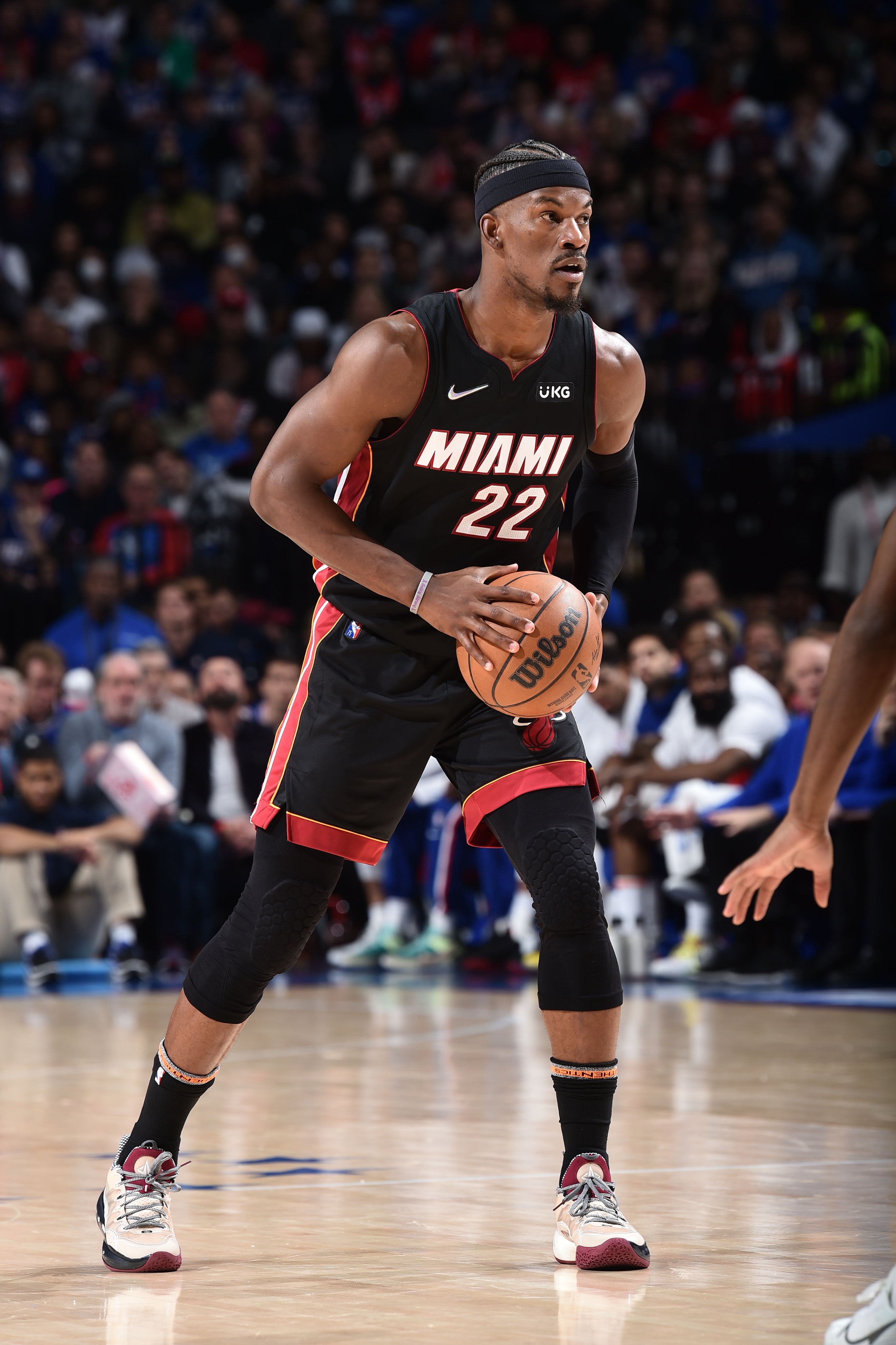 它既满足中 它既满足中