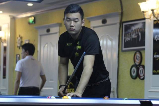 只要雄鹿持 只要雄鹿持